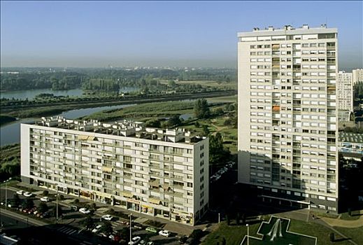 cau gio vang