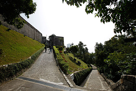 lô gan miền bắc