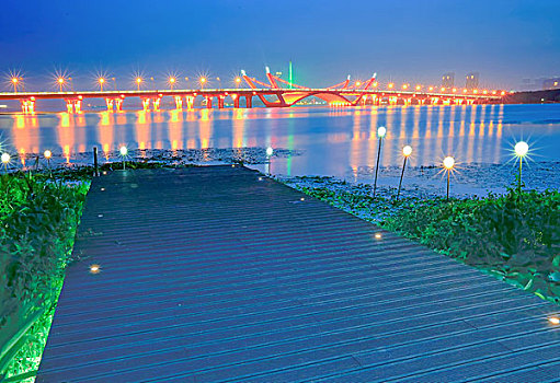 bachthu lo kep